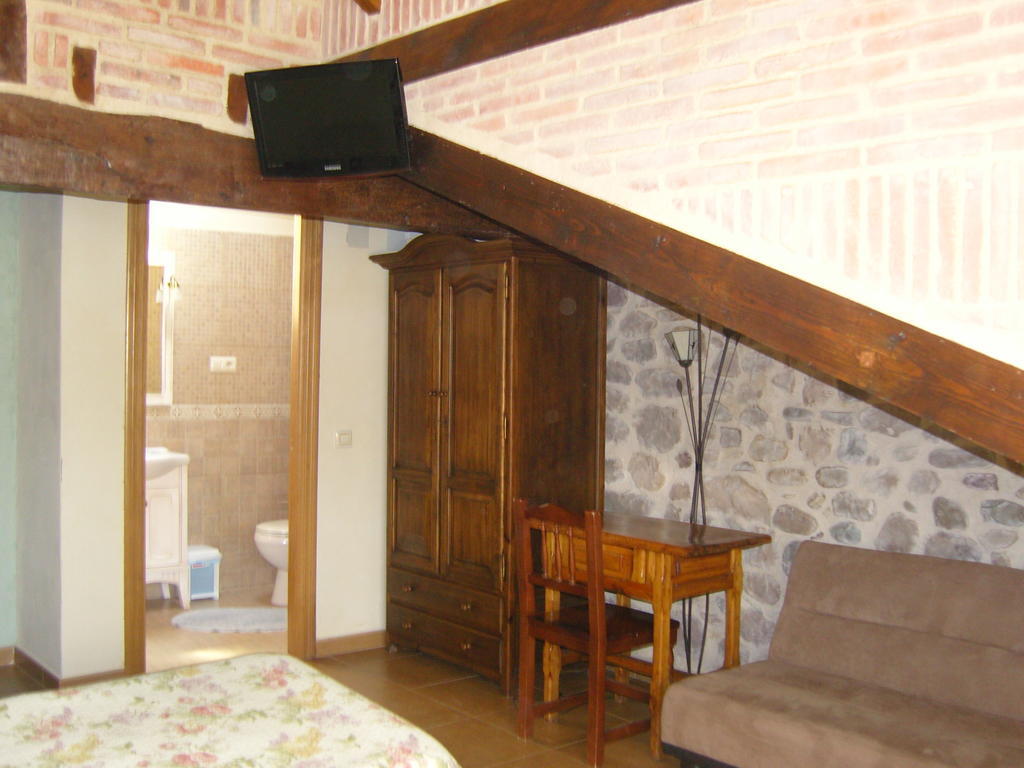 Casa Paulino Hotel Corrales De Buelna Екстериор снимка