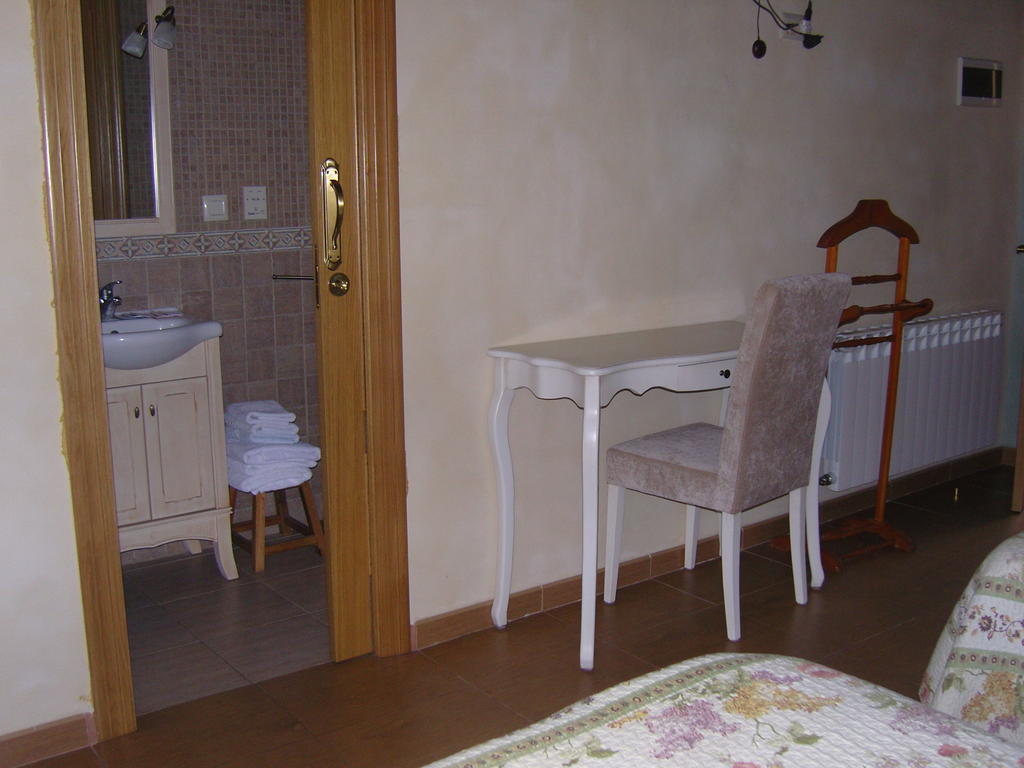Casa Paulino Hotel Corrales De Buelna Стая снимка