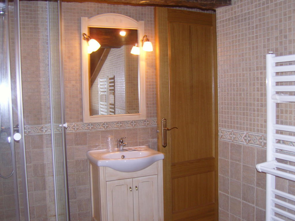 Casa Paulino Hotel Corrales De Buelna Стая снимка