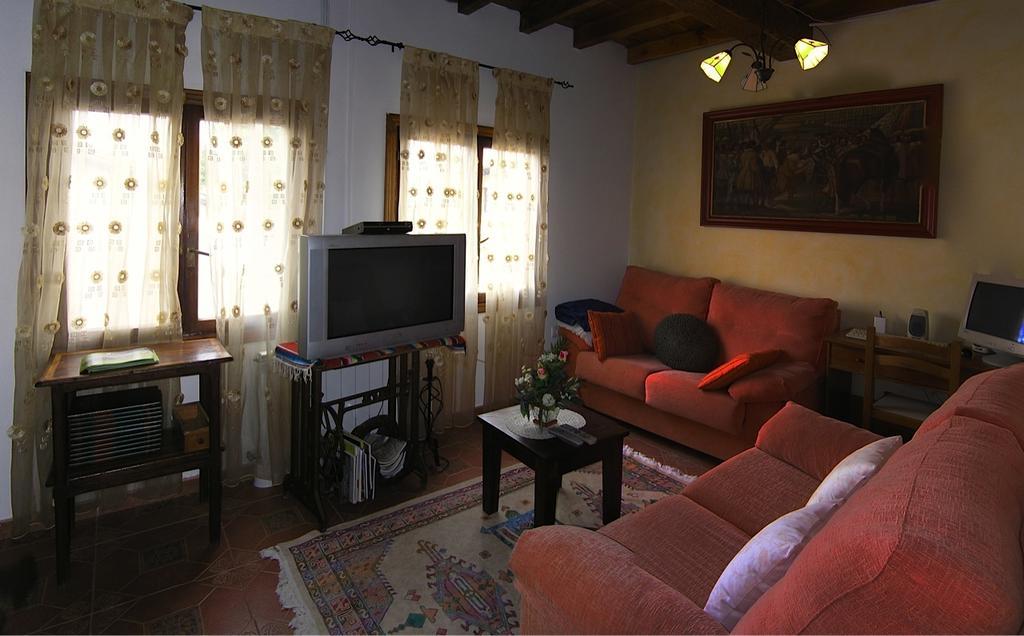 Casa Paulino Hotel Corrales De Buelna Екстериор снимка